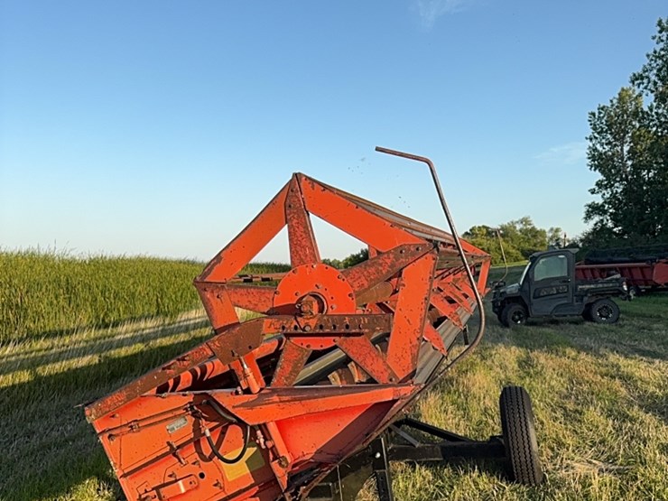 20’-straight-head,-massey-header-image-5