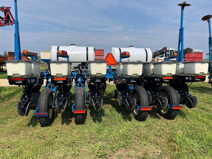 kinze-3000-image-7