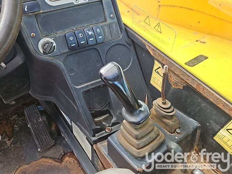 2015-jcb-510-56-image-29