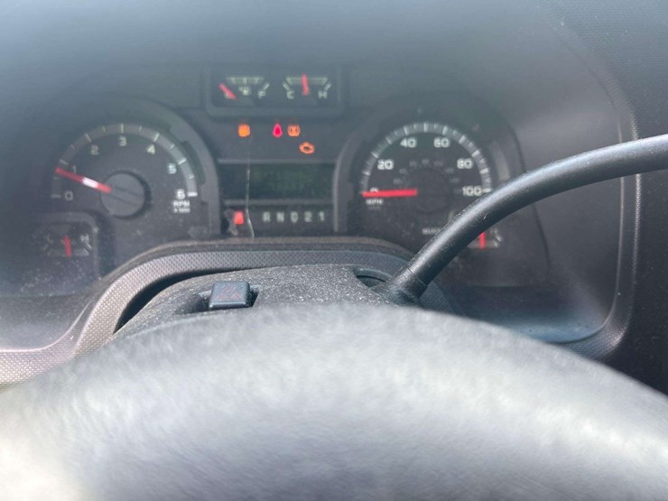 2012-ford-e150-image-12