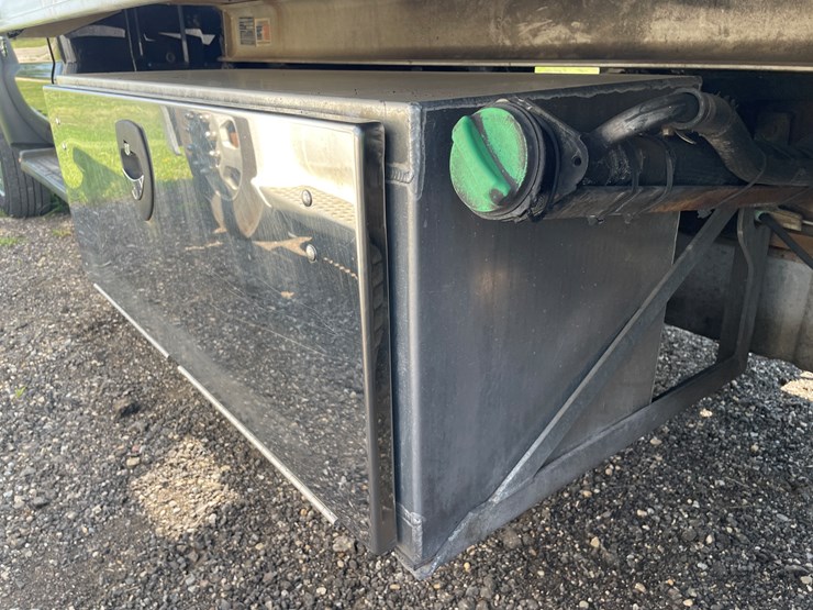 2016-ford-f550-image-68