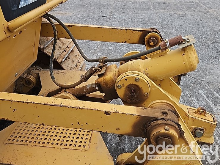 2008-caterpillar-d6n-xl-image-22