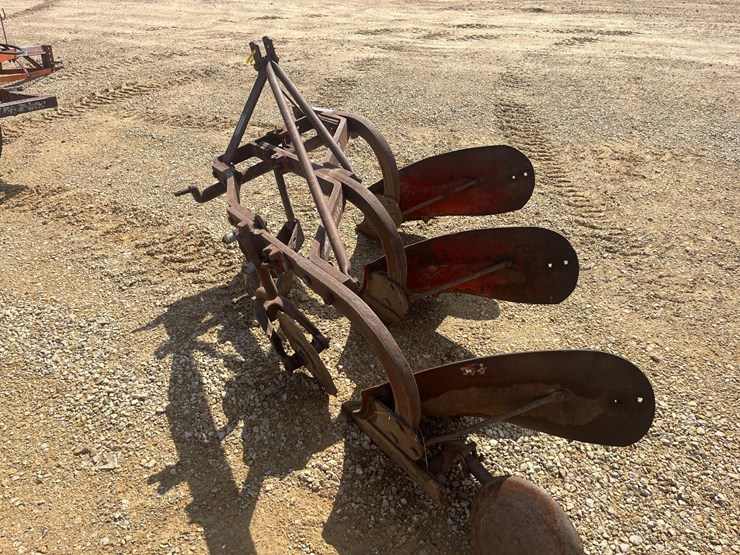 massey-ferguson-3-image-3