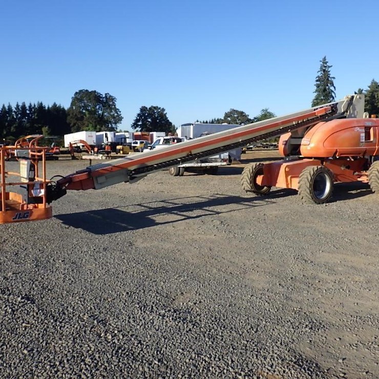 2007 JLG 800S