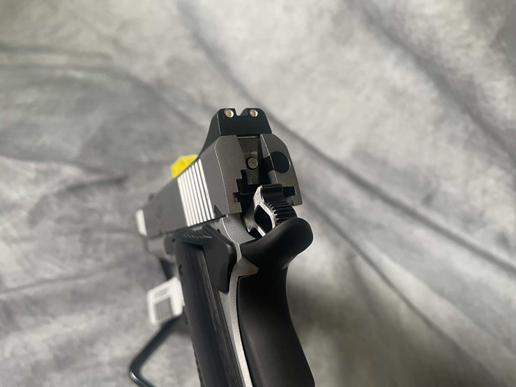 #4521-•-kimber-model-1911-45-auto-pistol,-sn:-ky055851-image-18