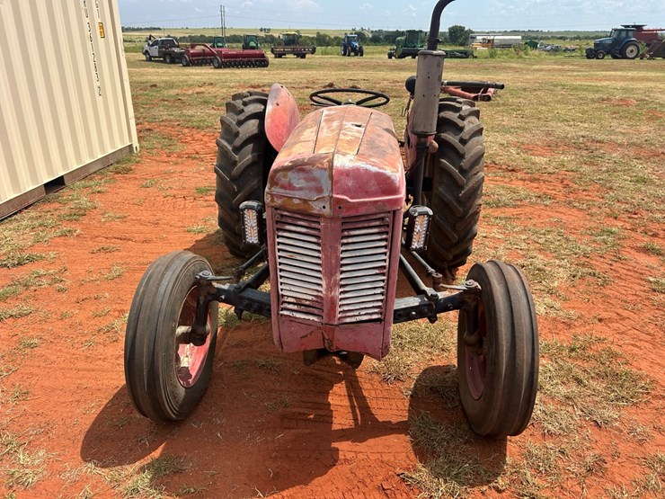 massey-ferguson-35-image-2