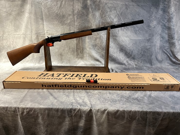 #4624-•-hatfield-gun-co-12-ga.-single-shot-shotgun,-sn:-12s24-000515-image-1