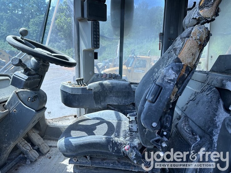 2018-caterpillar-950m-image-5