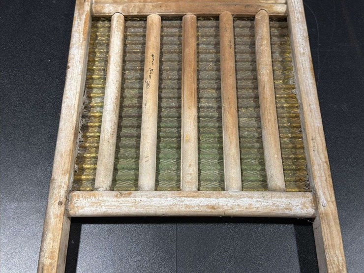 antique-laundry-tools-image-18