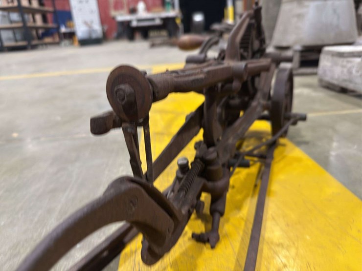 gumming-and-filing-machine.-for-cotton-image-14