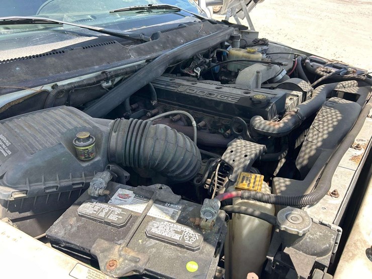 2001-dodge-ram-3500-image-9