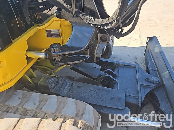 2014-deere-60g-image-14