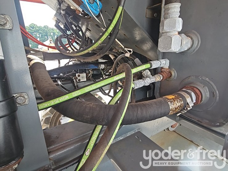 2019-snorkel-tb86j-image-54