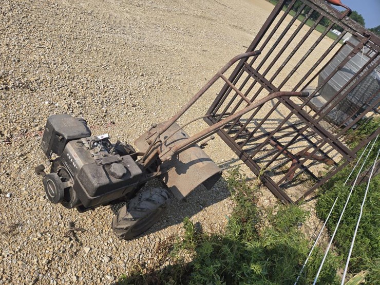 #3911-•-tiller---gas-powered---good-motor-image-7