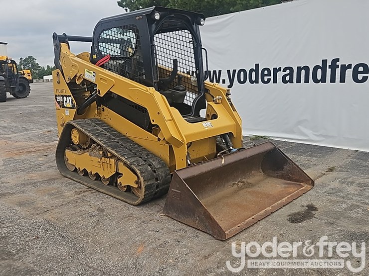 2017-caterpillar-259d-image-7