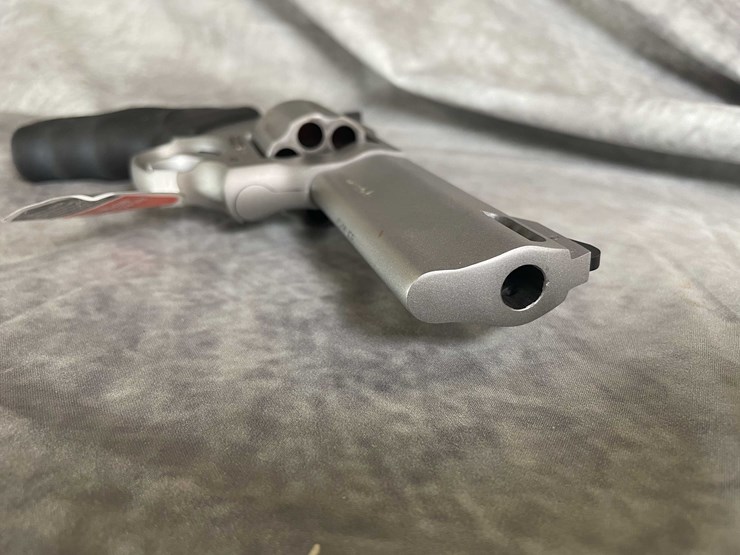 #4549-•-taurus-m627-tracker-357-mag-revolver,-sn:-aem939894-image-4