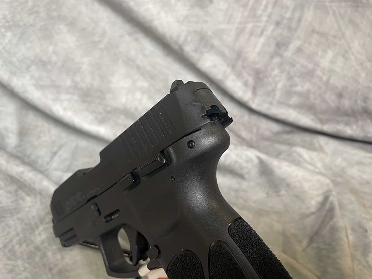 #4554-•-taurus-g3c-9mm-luger-semi-auto-pistol,-sn:-agd148570-image-17