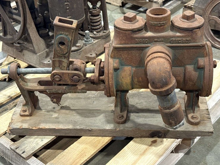 a.y.-mcdonald-hand-boiler-ram-water-pump-image-7