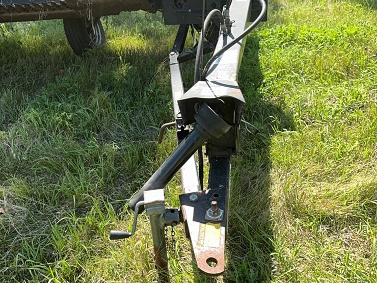 25’-premier-swather,-finger-reel-image-4