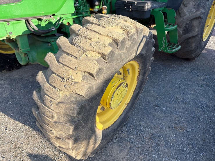2020-john-deere-5065e-image-9