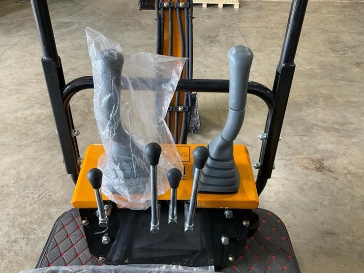 #1202-•-unused-future-ft13-mini-excavator-image-24