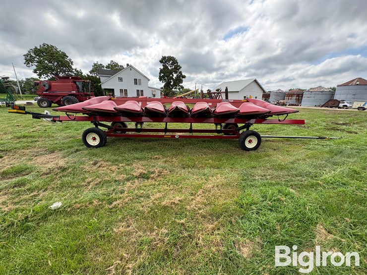 case-ih-3208-image-4
