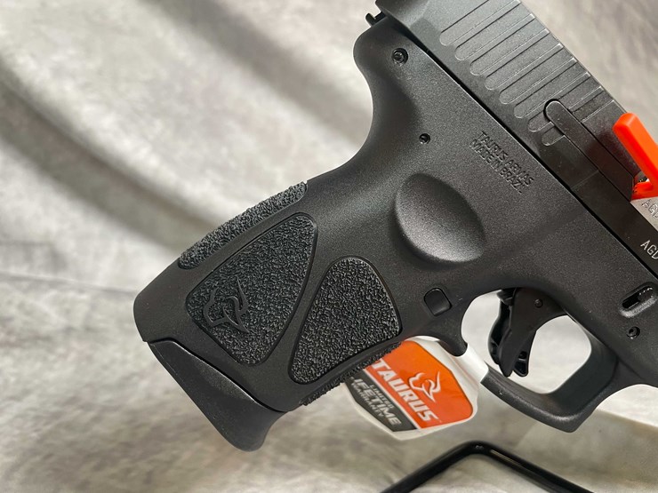 #4554-•-taurus-g3c-9mm-luger-semi-auto-pistol,-sn:-agd148570-image-6