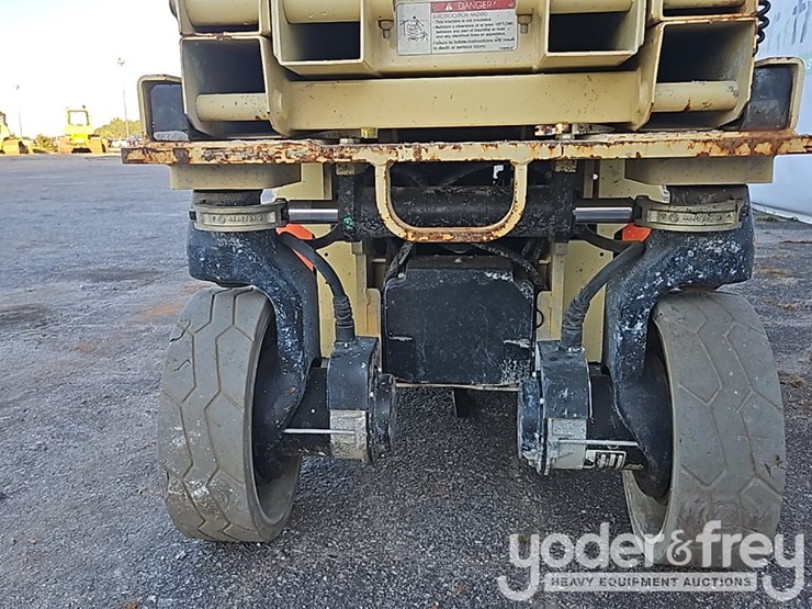 2019-jlg-2632es-image-13