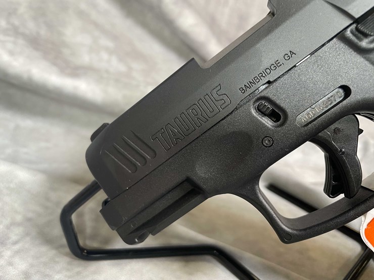 #4554-•-taurus-g3c-9mm-luger-semi-auto-pistol,-sn:-agd148570-image-14