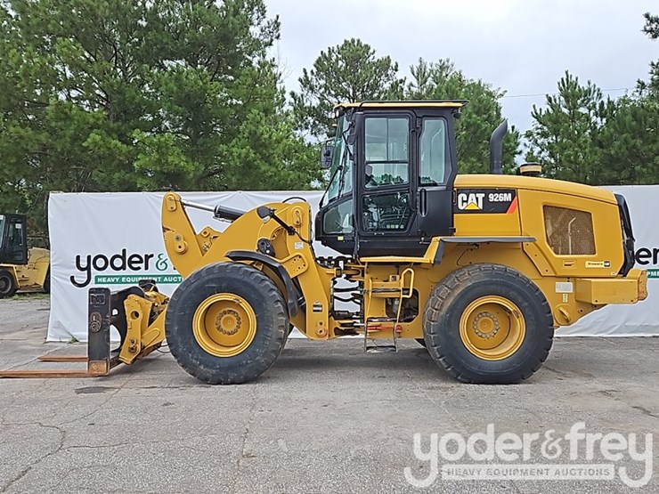 2015-caterpillar-926m-image-2