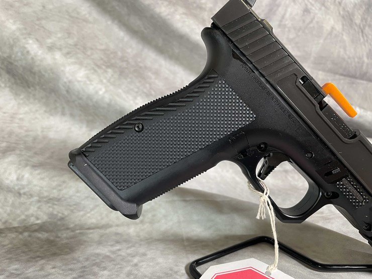 #4545-•-rock-island-stk-100-9mm-luger-pistol,-sn:-ria2875168-image-6