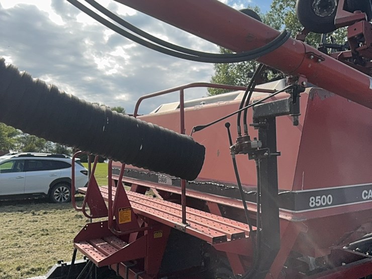 case-ih-8500-image-43
