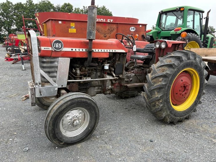 massey-ferguson-165-image-1