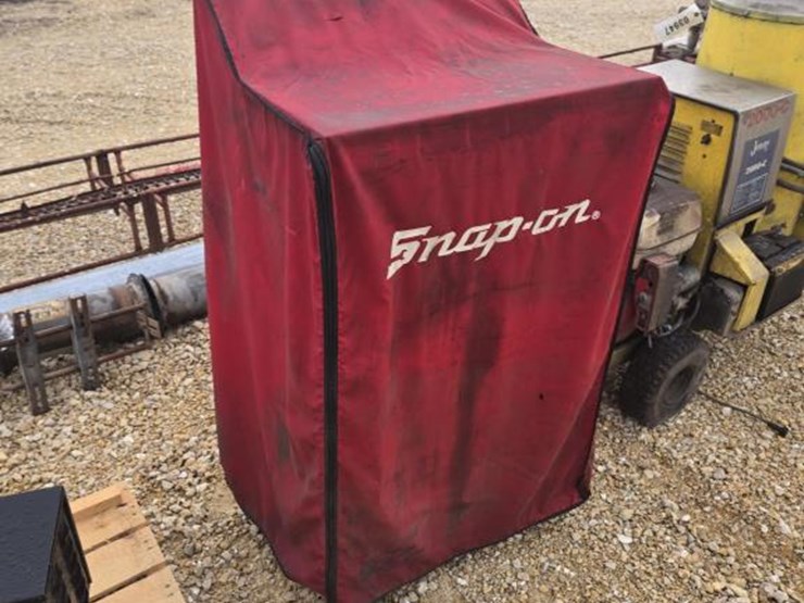 #3946-•-snap-on-134a-freon-recovery-unit-image-1