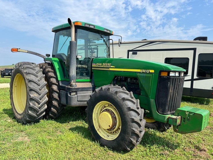 john-deere-8410-image-1