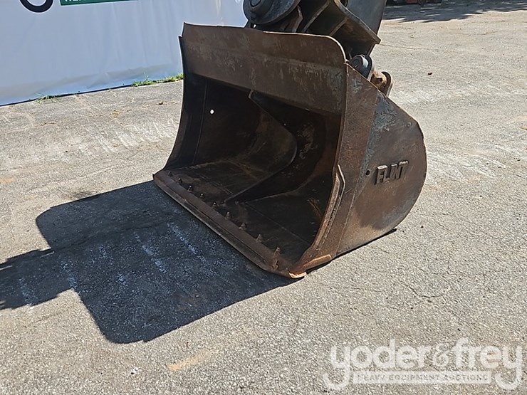 2014-deere-190dw-image-10