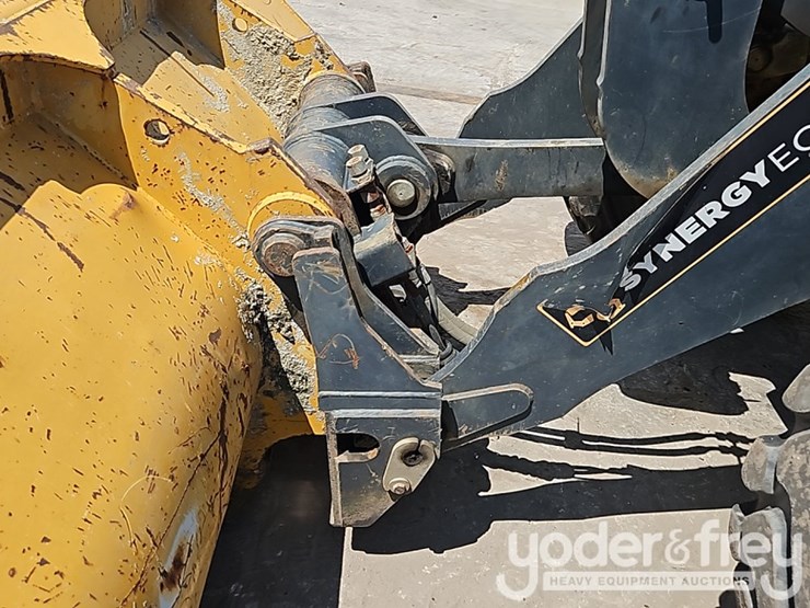 2019-deere-544l-image-15