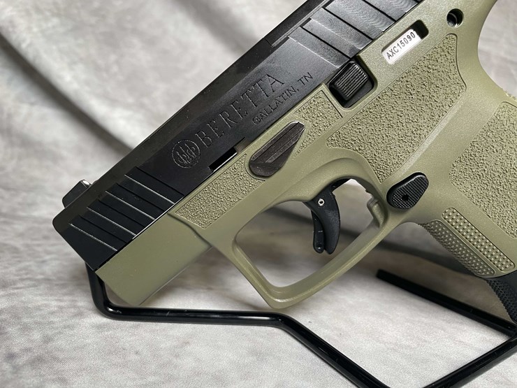 #4550-•-beretta-apx-a1-carry-9mm-luger-pistol,-sn:-axc150907-image-16