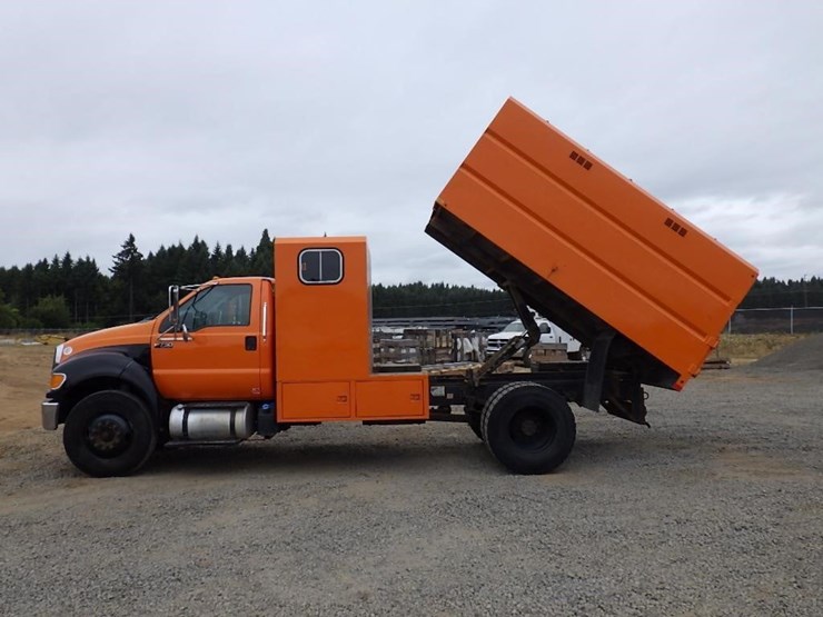 2013-ford-f750-image-6