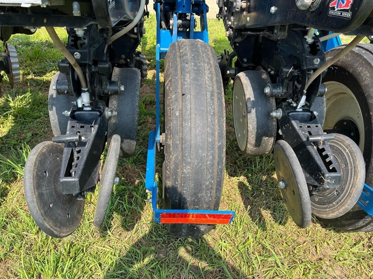 kinze-3000-image-6