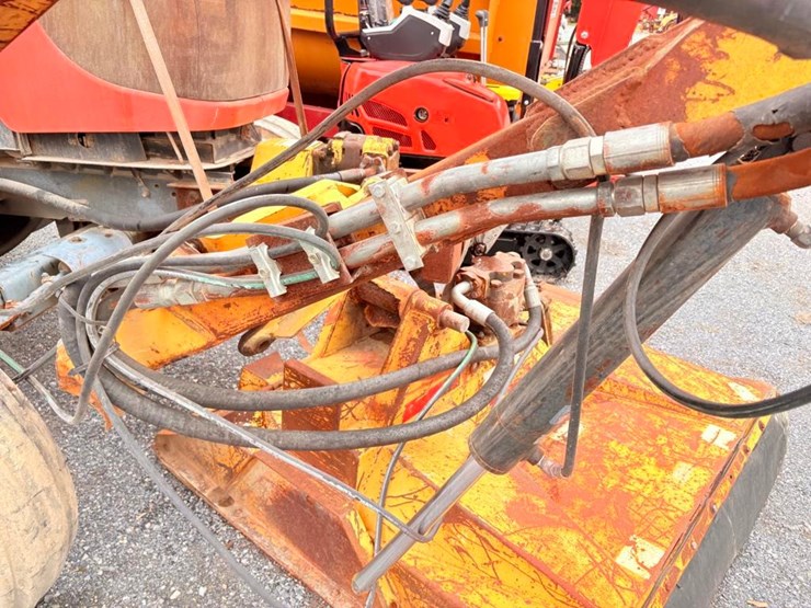 kubota-m108s-image-5