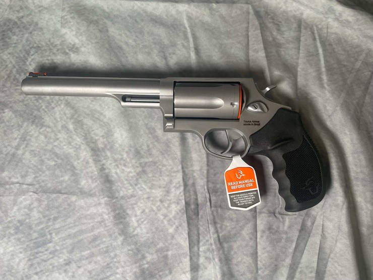 #4523-•-taurus-judge-45-colt-revolver,-sn:-aen959791-image-2