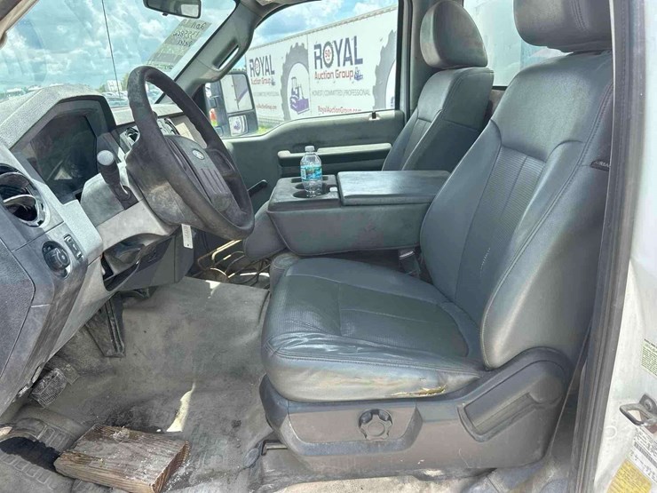 2011-ford-f350-image-15