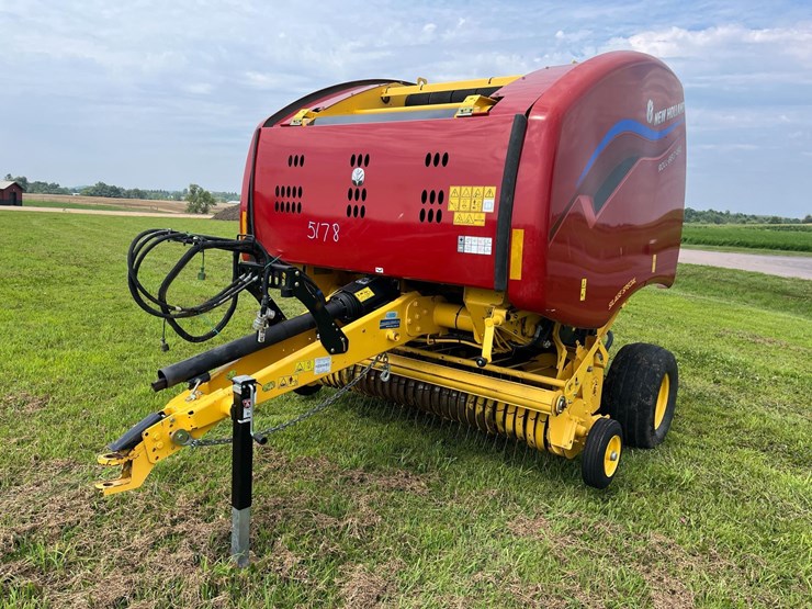 new-holland-450-image-4