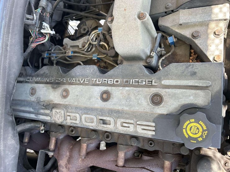 2001-dodge-ram-3500-image-10