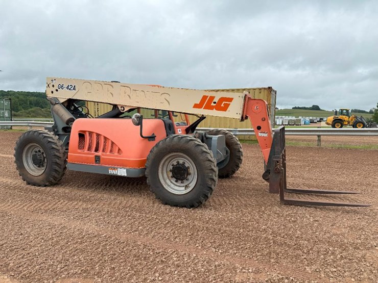 2004-jlg-g6-42a-image-3