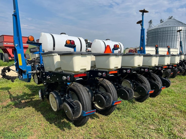 kinze-3000-image-11