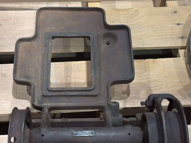 various-industrial-salvage-parts-likely-from-the-late-1800's-image-25