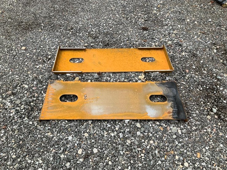 #1408-•-unused-skid-steer-weldable-quick-attach-plates-image-1