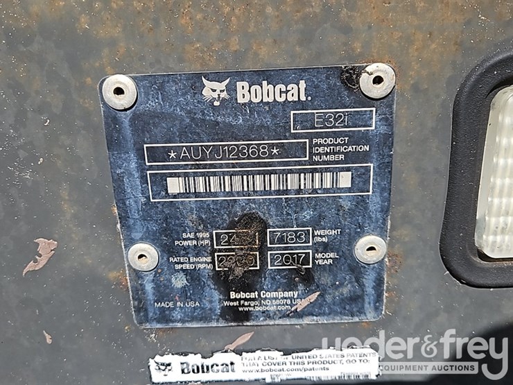 2017-bobcat-e32-image-35